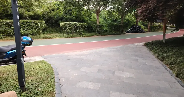 保洁夫妻的一天
