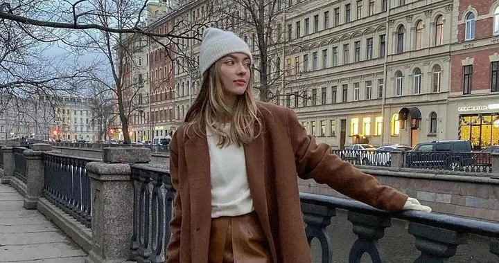 长靴的魔力穿搭：3招解锁秋冬时尚气场，显高显腿长，保暖又洋气