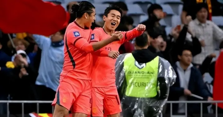 韩国媒体：邵佳一执教风格，接近韩国足球，让人眼前一亮！