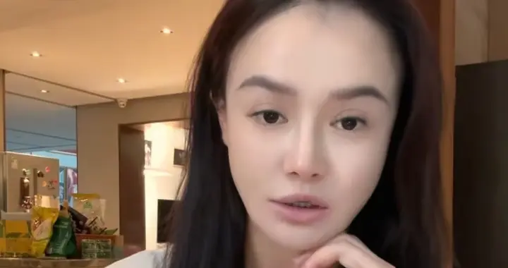 冉莹颖自曝缩减开支:水费从七八百控制到一百以内，儿子餐费39.5