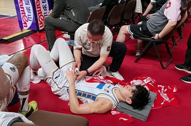 悲剧将重演：北京队恐再被2:0翻盘！山西队已经一只脚踏进总决赛