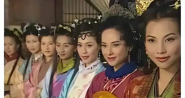 巨贪和珅抄家那一夜，九房貌美姬妾被轮流处置，下场一个比一个惨