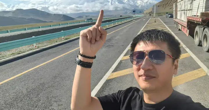 “九边”再被“封”？他跟张雪峰终究是“殊途同归”了