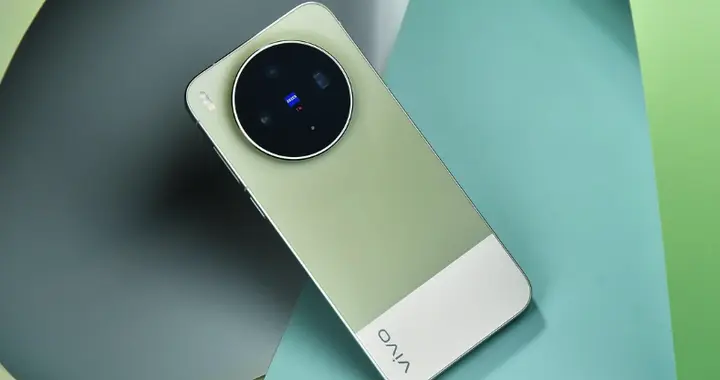 买vivo X300s，还是vivo X300？相差400元，配置分析不选错