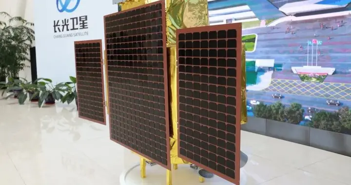 福建安溪：小县城卫星大文章
