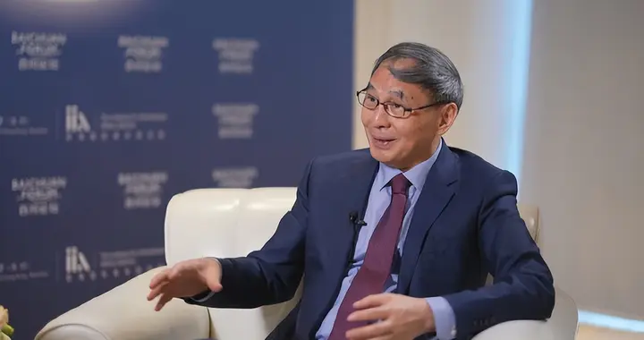 郑永年：唱衰美国，认为中国快要取代美国地位的想法，是害国主义