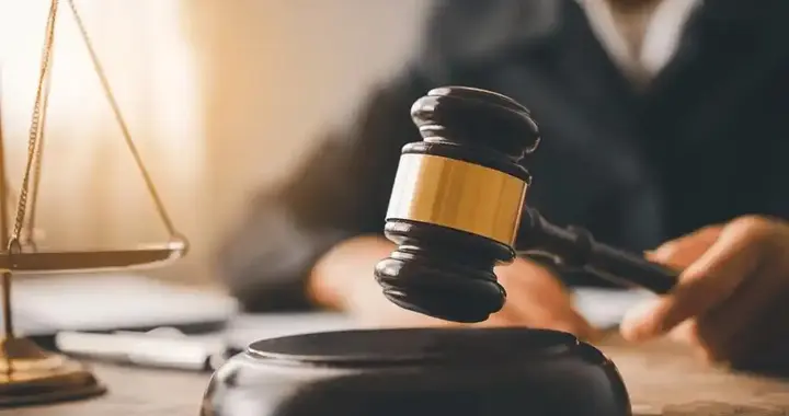 血亏！58岁大叔58天砸10万求娶女主播，拉黑后起诉全败诉