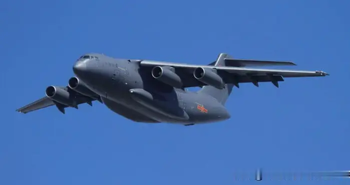 2025全球军事航空：战斗机、运输机与直升机