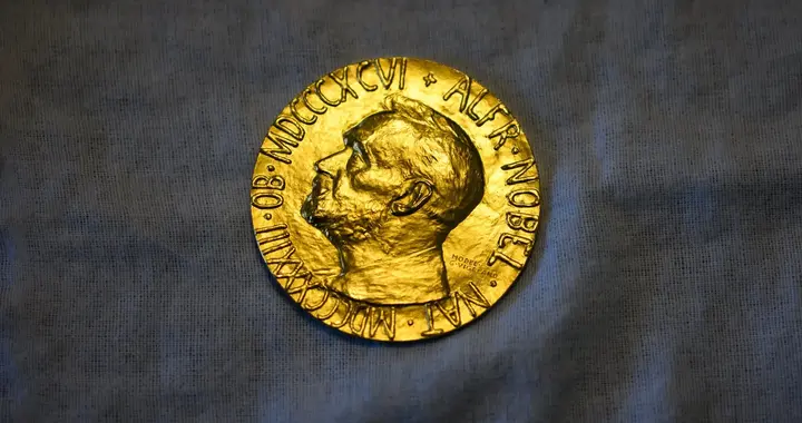 诺贝尔基金会发表官方声明：诺贝尔和平奖不容转让