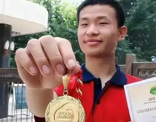 一个视频涨粉千万，韦神不一定是理想的女婿，但绝对是理想的孩子