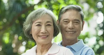 相伴一生不求富贵，老来相守才是人间最好福气