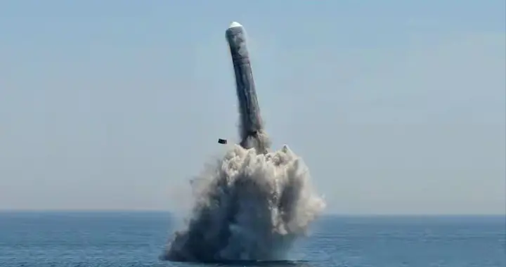 巨浪击穿南太平洋，中国核潜艇一刀捅破岛链，美国这回彻底闭麦了