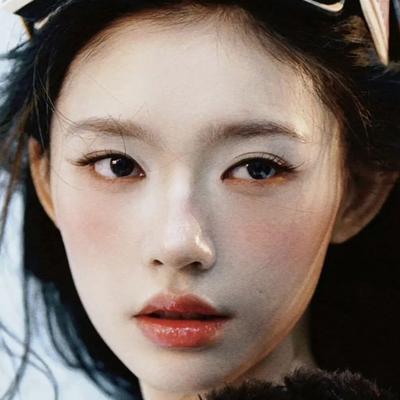 聪明的荷叶2kO：林允魅力壁纸分享