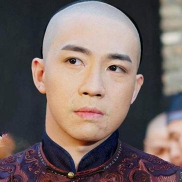 牧童娱论：2017年，俞灏明在机场遇到刘