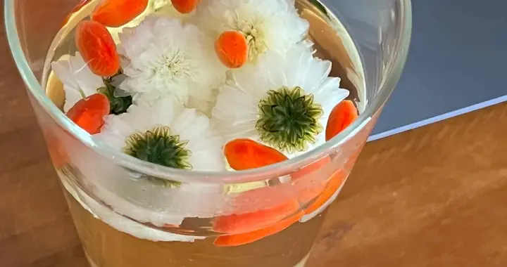 秋天最大的养肝秘密，就藏在这3杯茶里！睡得香了，气色红润了