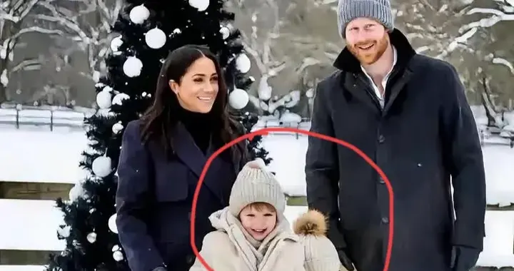 惊喜！哈里梅根全家福曝光：阿奇王子长相帅气不输乔治路易