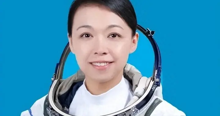 神舟二十三号名单像面照妖镜：黎家盈还没起飞，有人先现形了
