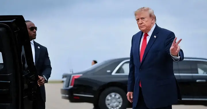 美国情况不对劲，中期选举仅剩下几天，特朗普支持率突然上涨？