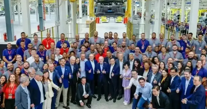 全球化开启全新篇章！比亚迪第1400万辆新能源汽车在巴西工厂下线