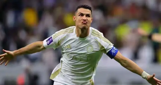 马丁内斯谈C罗管理逻辑：赢球夸经验输球就质疑 我用三个标准选人