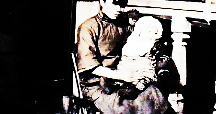 18岁少妇哭诉：日军是两条腿的野兽，给她留下一辈子的痛