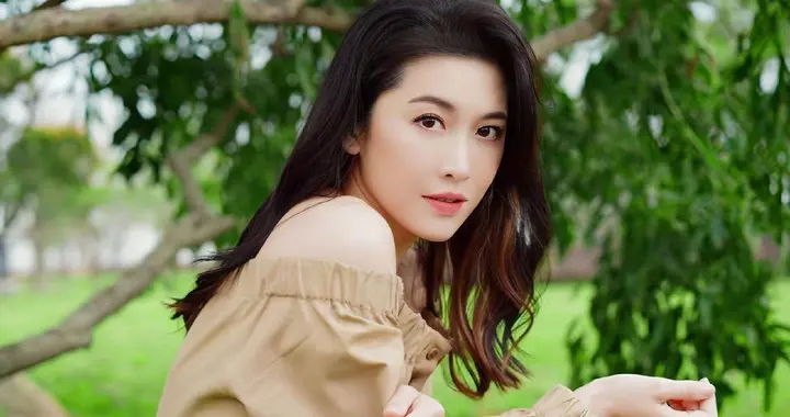 离婚8年，傅程鹏程愫高调认爱，给内娱上了一课，终是周励淇输了