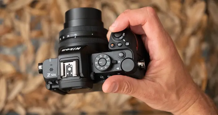 尼康Z50 II 评测｜入门级相机，为什么越来越“专业”了？