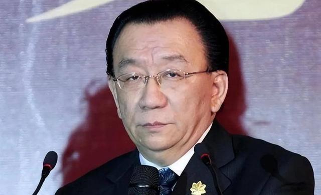 善恶终有报背叛侯耀文的袁茵用事实证明，没了他，她过得更好