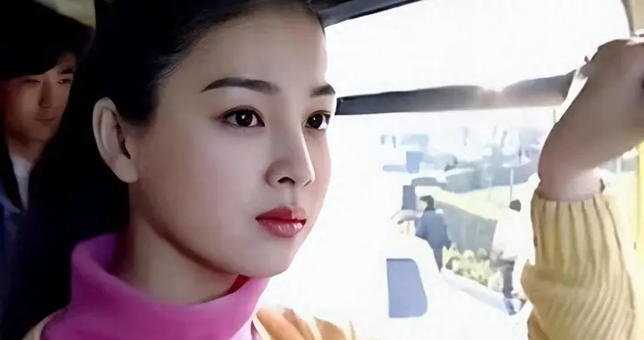 赵明明：步嫂子宋丹丹后尘，被英家人所抛弃，为子退圈的她怎样了