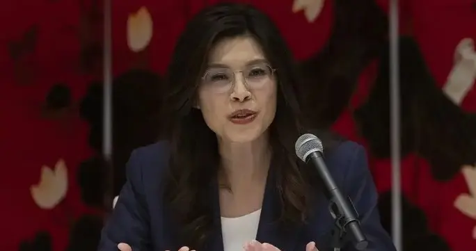郑丽文CNN高喊“一中”，是真硬刚还是新剧本？这套路早就看腻了