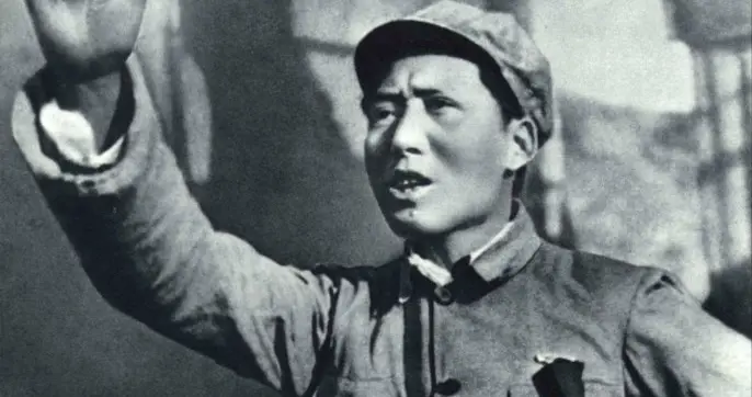 是谁教会了毛主席打仗？他亲口承认三位老师，第一个竟是蒋介石