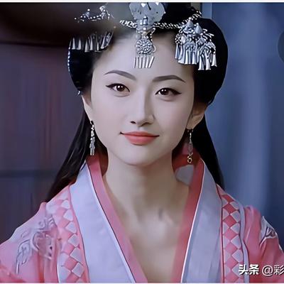 彩虹吃瓜娱乐：景甜拍战国时21岁演女一号