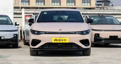 3月价格行情：优惠2万多，低趴宽体轿跑，年轻人的第一台车？