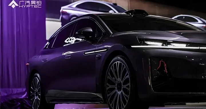 昊铂A800核心参数曝光！双腔空悬+华为智驾，盲订88元抵2000元