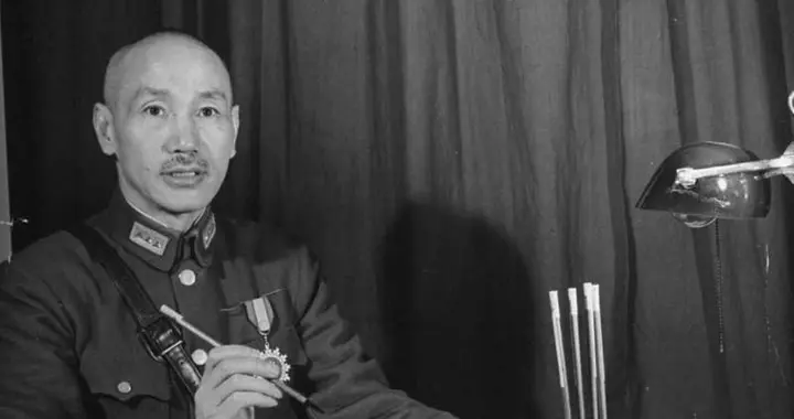 都有哪些人给蒋介石当过副手？仅1位上将当副手不到一年就被处决