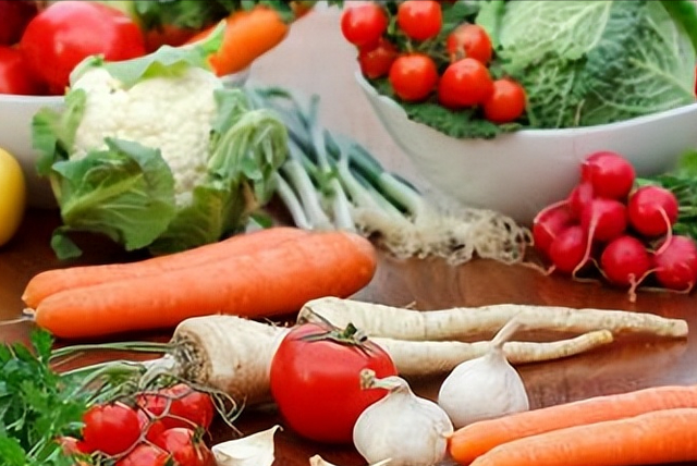 尿酸没达到这个数，基本不需要忌口，别自己亏待自己！