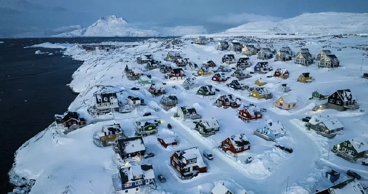 惊天阴谋！美国明抢格陵兰为假动作，真正目标曝光：逼中国出手！