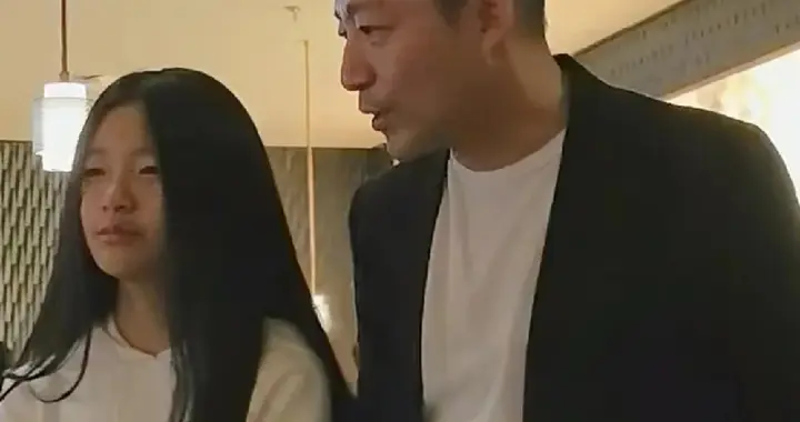 小玥儿正脸曝光，单眼皮高鼻梁与汪小菲如同复制粘贴，好漂亮