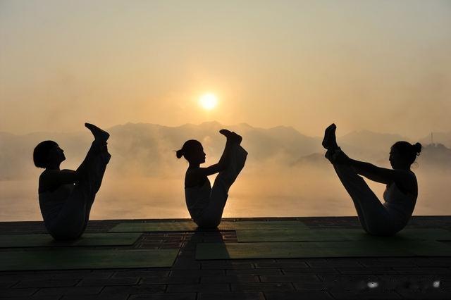 60岁大爷一年后血管斑块消失！养成6个习惯，斑块或可逐渐消散