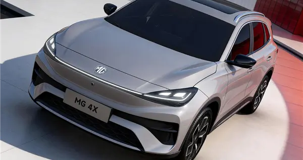 上汽名爵纯电SUV官宣：入门即搭半固态电池 续航超500km