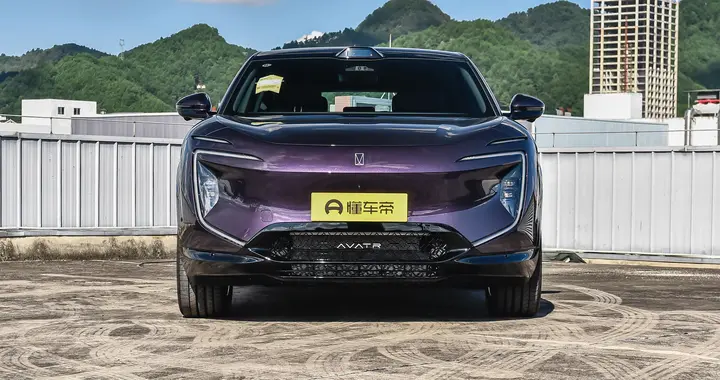 入门即满配，25万级华为系满血SUV，2026款阿维塔07