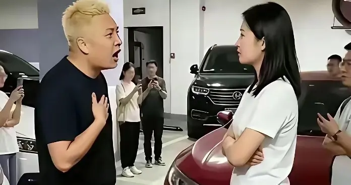 长沙占车位的女公务员其实只是工薪阶层！