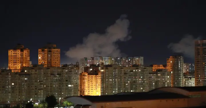 导弹落地才拉警报！泽连斯基怒斥见死不救，美方的回答侮辱性极强