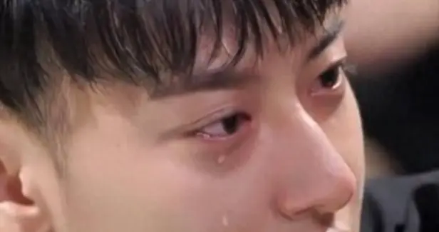 走上大S老路？黄子韬被曝身体疑似出问题，他妻子的反应引争议