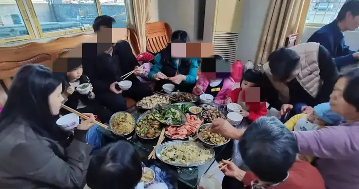 不要说广东人不爱看春晚！我们不是不爱国，只是过年真的太忙了！