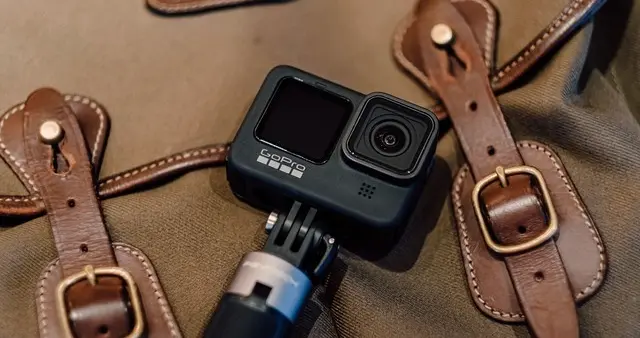 你包里那台GoPro多久没开机了？我的半年了但我不敢卖