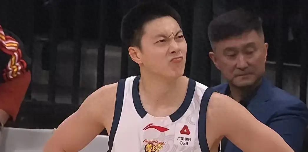 广东队被逼到悬崖边？杨鸣把脉太毒辣，杜锋再不换人真来不及了