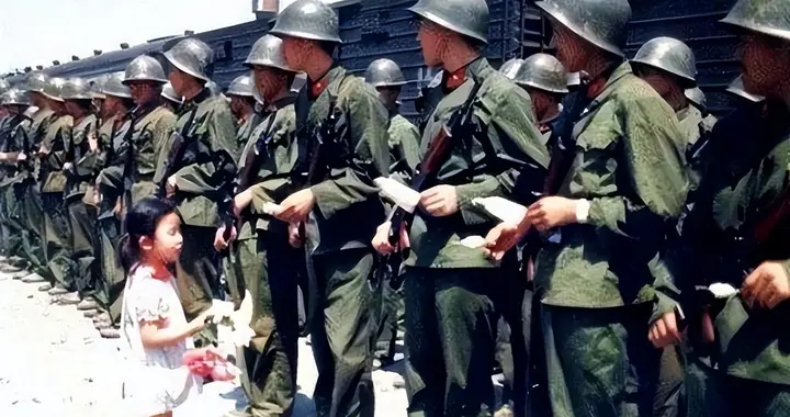 79年对越作战，坦克团团长朱富钧牺牲，找到遗体时头部爬满了蛆虫