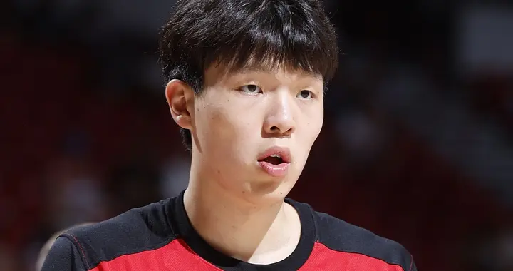 杨瀚森:打NBA比CBA更容易犯规，还不容易抢到篮板！