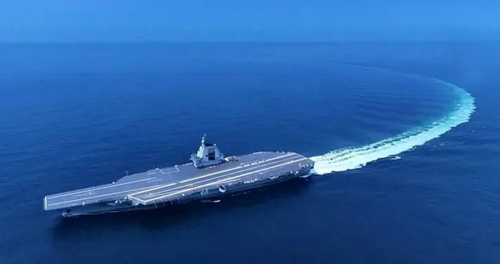 美军事媒体：福特号与福建号，全面比较美国和中国最大的航空母舰
